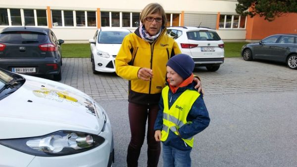 Halloauto10