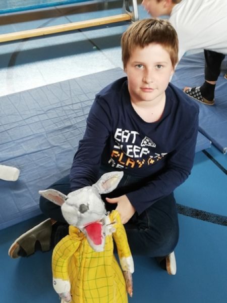 Karch Kinder 12